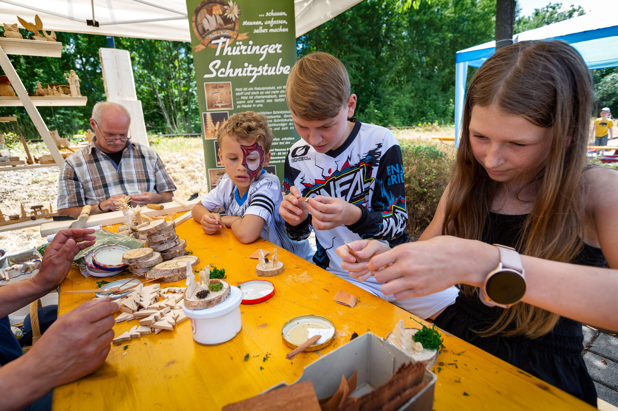 2022-06-29 – Sommerfest – Schnitzen